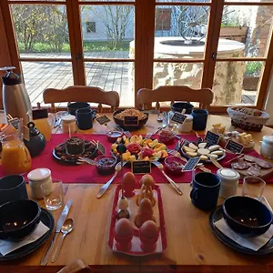 Bed & Breakfast Valreley, Et Table D'hotes Eco-friendly Avec Bain Nordique Au Sud Du Massif Du Jura