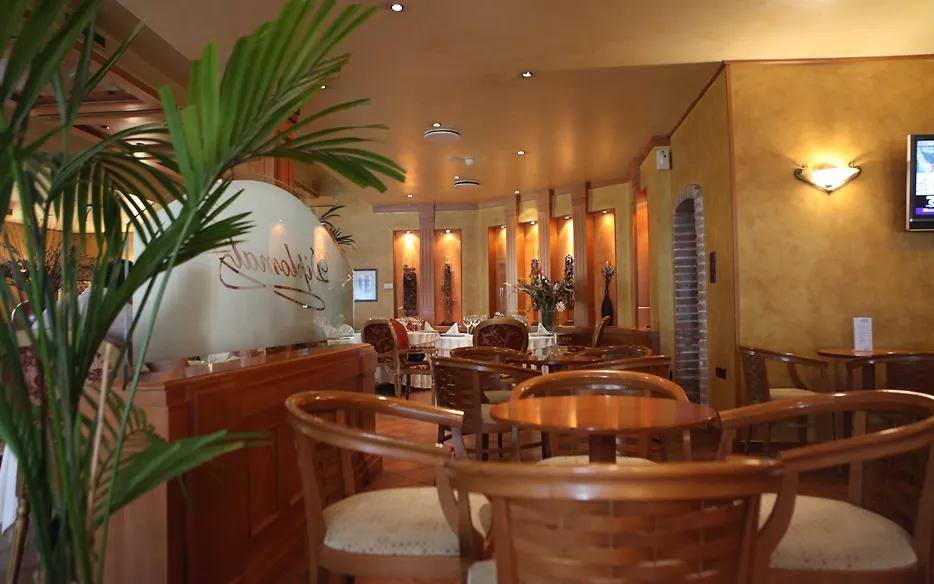 Diplomat Hotel & Spa Tirana