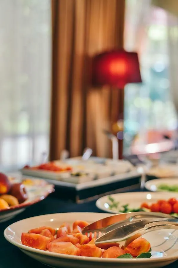 Diplomat Hotel & Spa Tirana